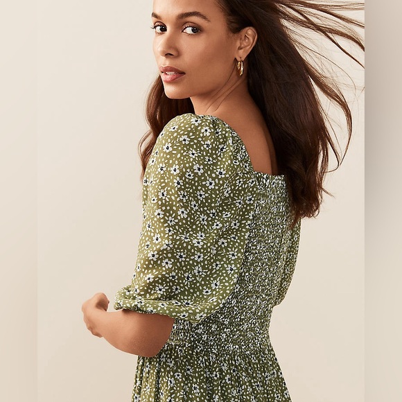 Ann Taylor Floral Smocked Bodice Maxi Dress Cottagecore Whimsy Farm Boho Style - Picture 2 of 15